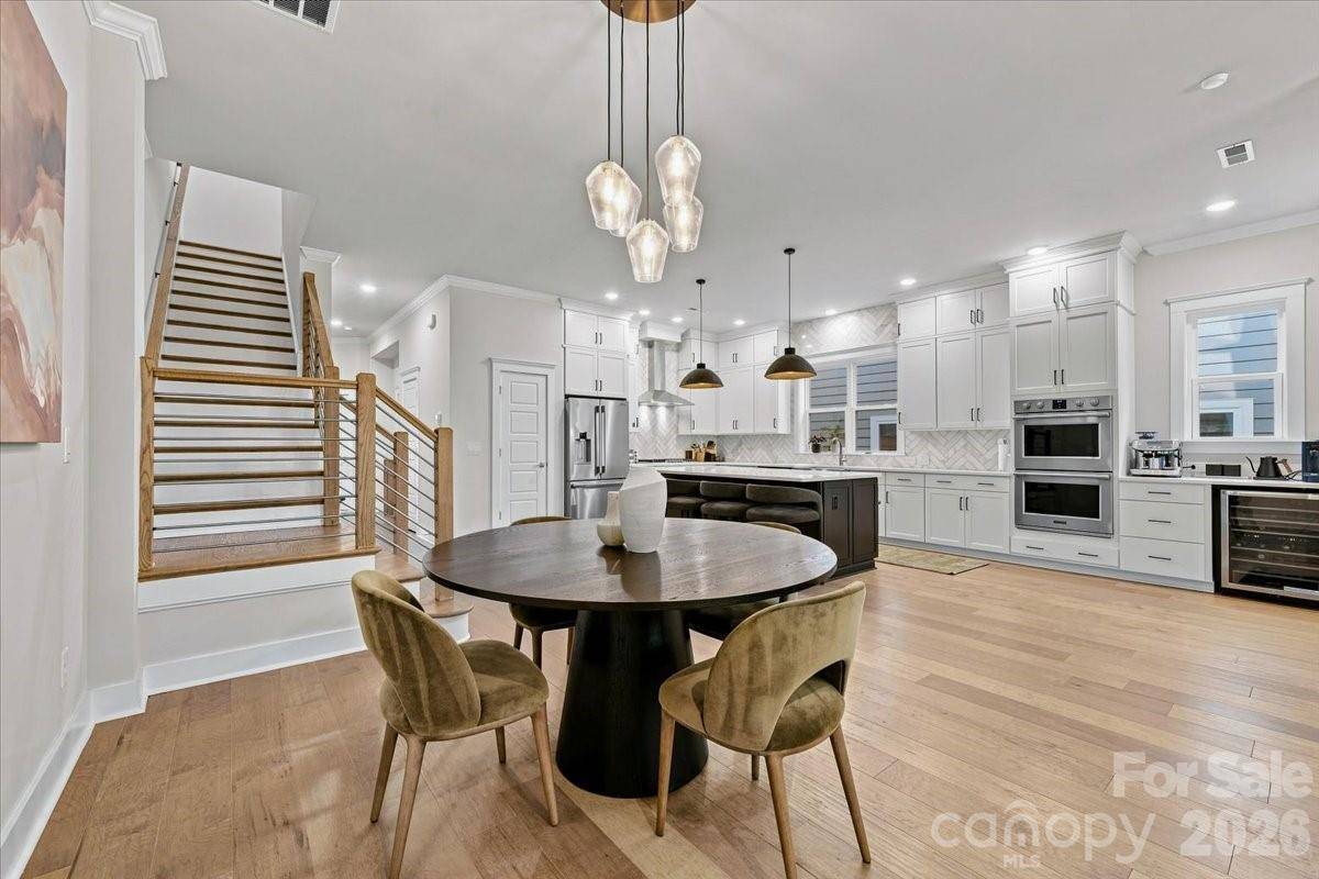 1233 Drummond AVE, Charlotte, NC 28205