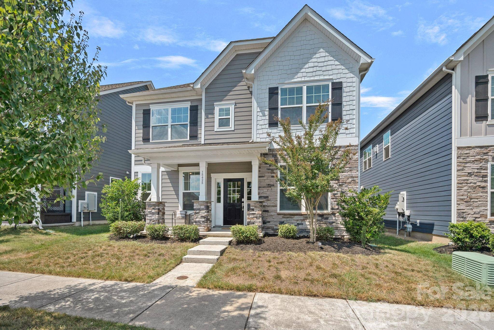15625 White Quartz LN, Davidson, NC 28036
