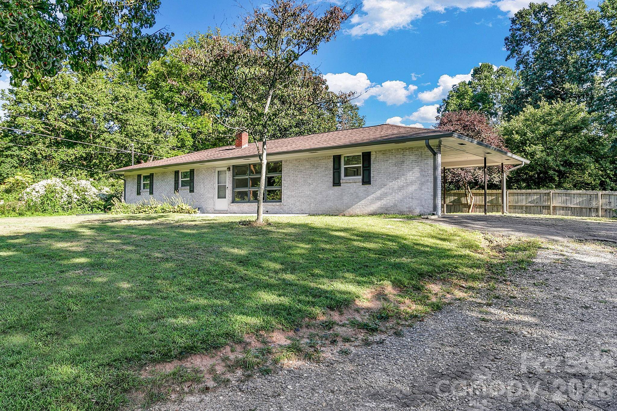 25 Hickory Tree RD, Asheville, NC 28805