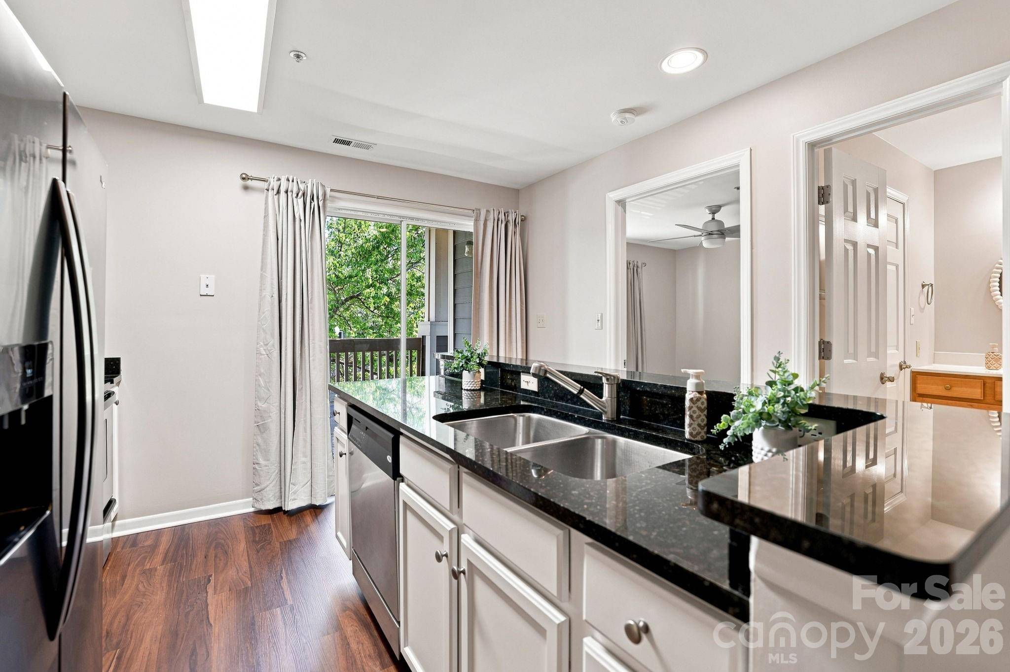 525 Olmsted Park PL #G, Charlotte, NC 28203