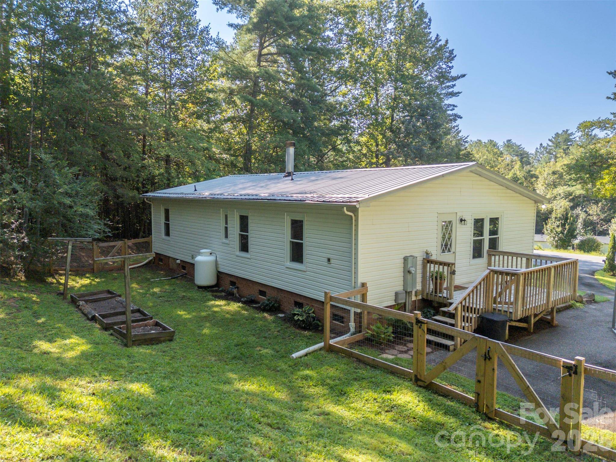 3011 Mill Race CT, Morganton, NC 28655