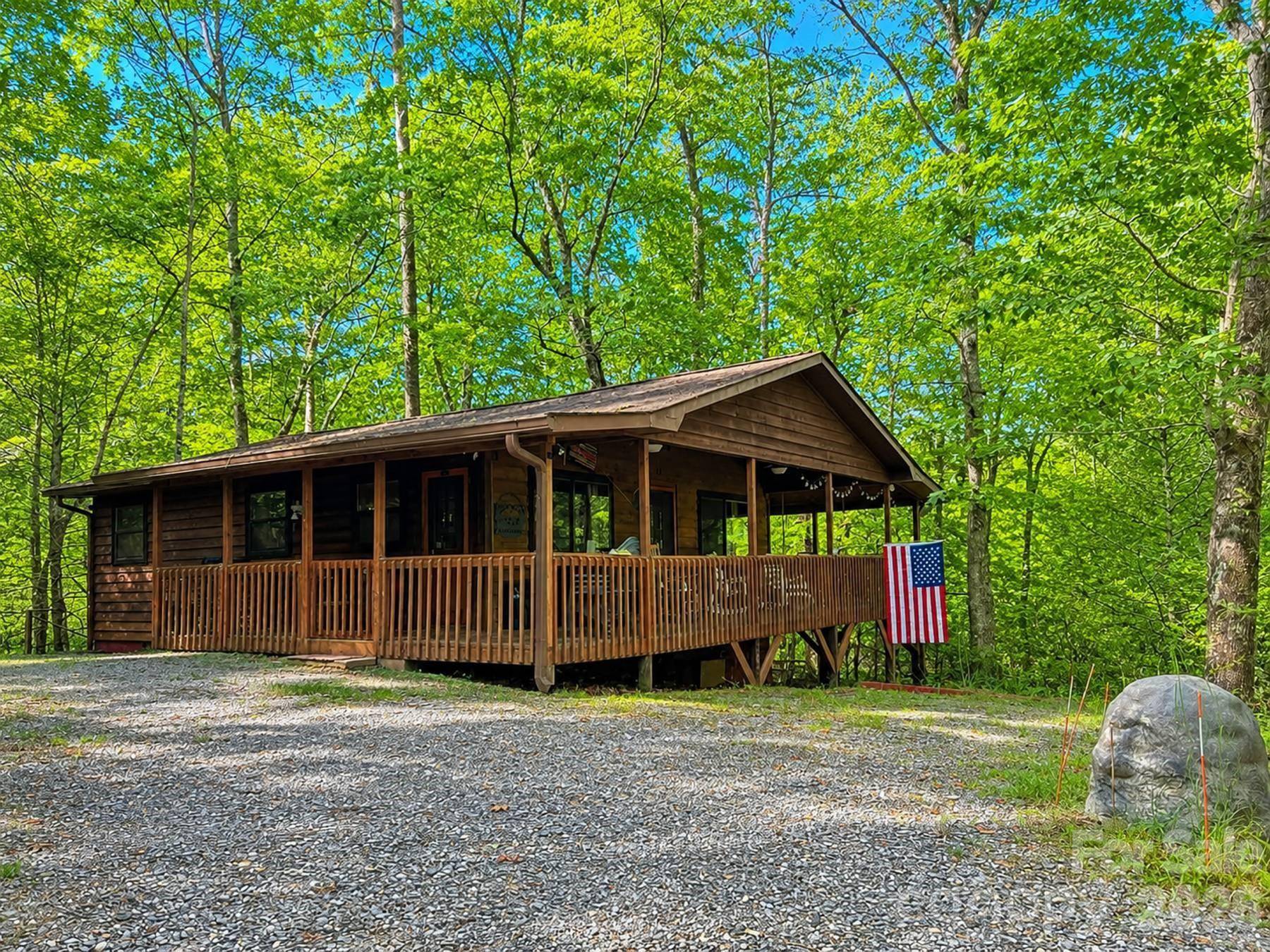 218 Tuskeegee Acres RD, Robbinsville, NC 28771