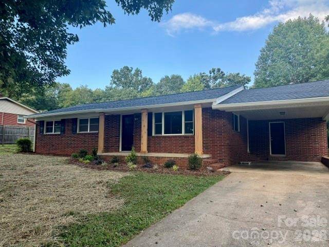 1911 Wall ST, Morganton, NC 28655