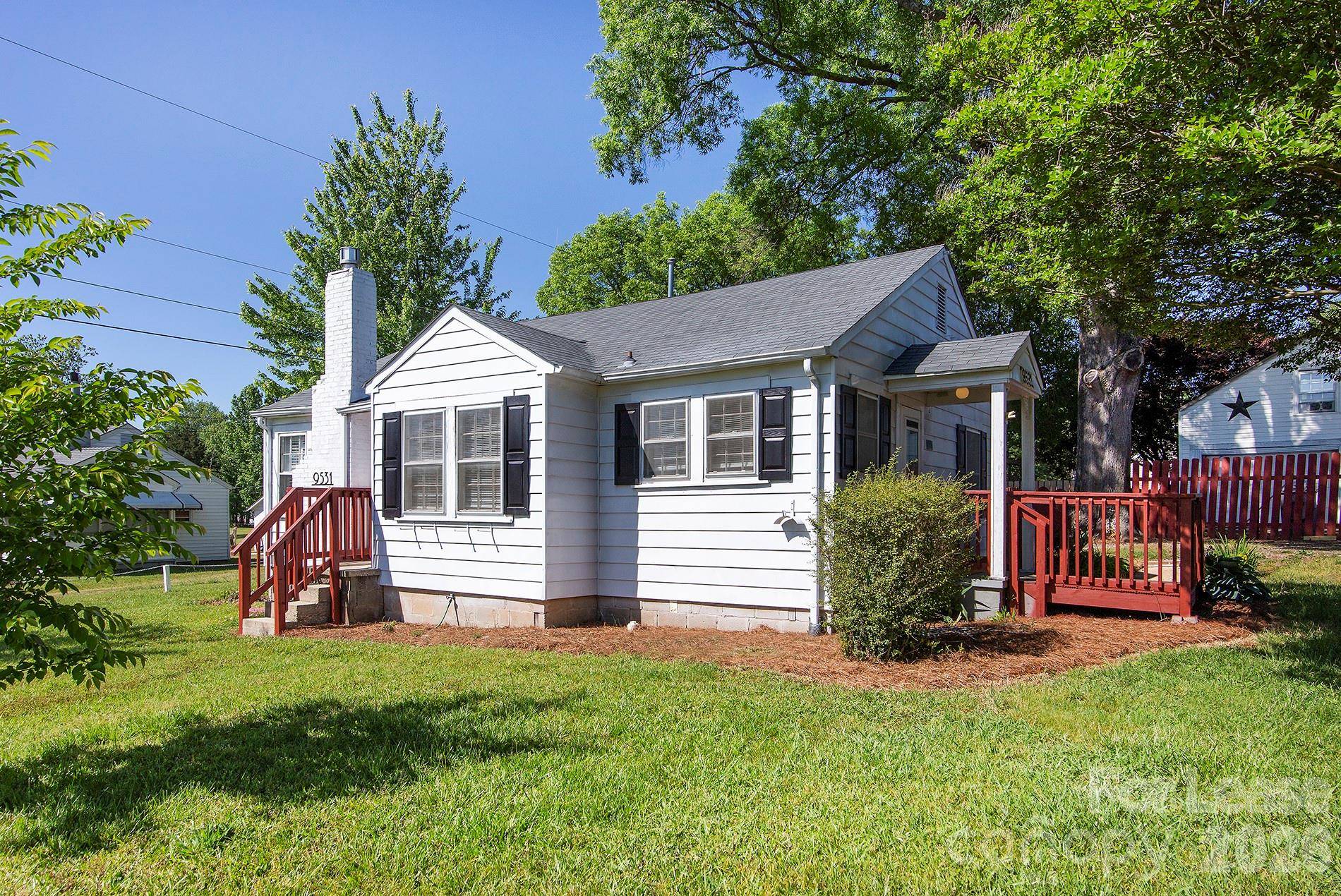 9531 Idlewild RD, Charlotte, NC 28227