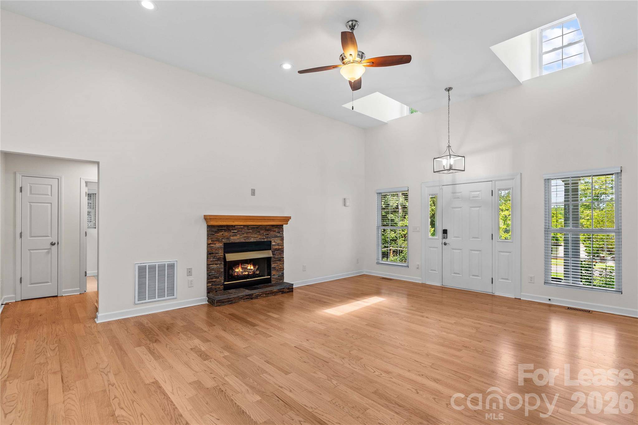 5020 Fox Hollow DR, Denver, NC 28037