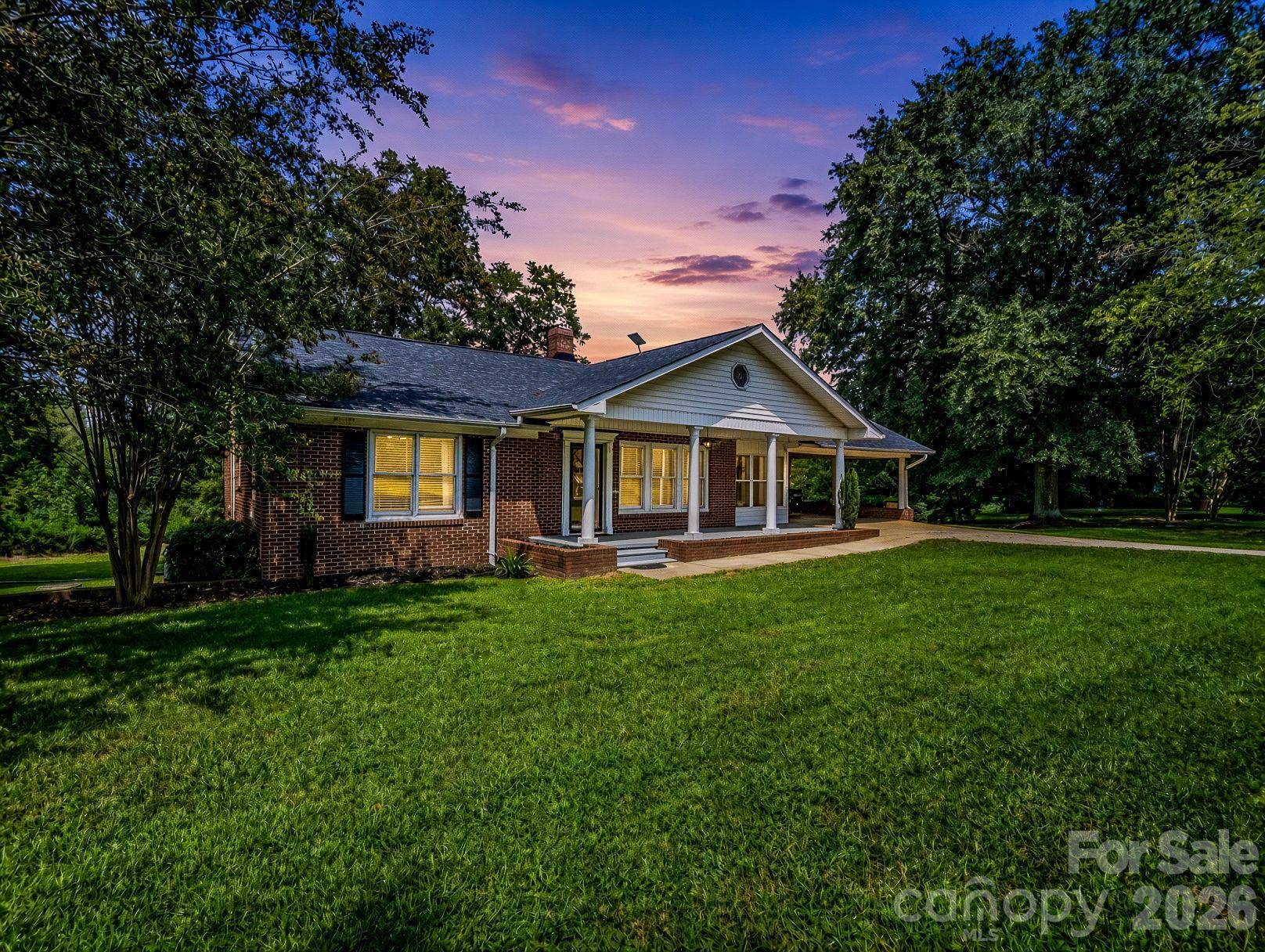 1544 OLD US 221A HWY, Mooresboro, NC 28114