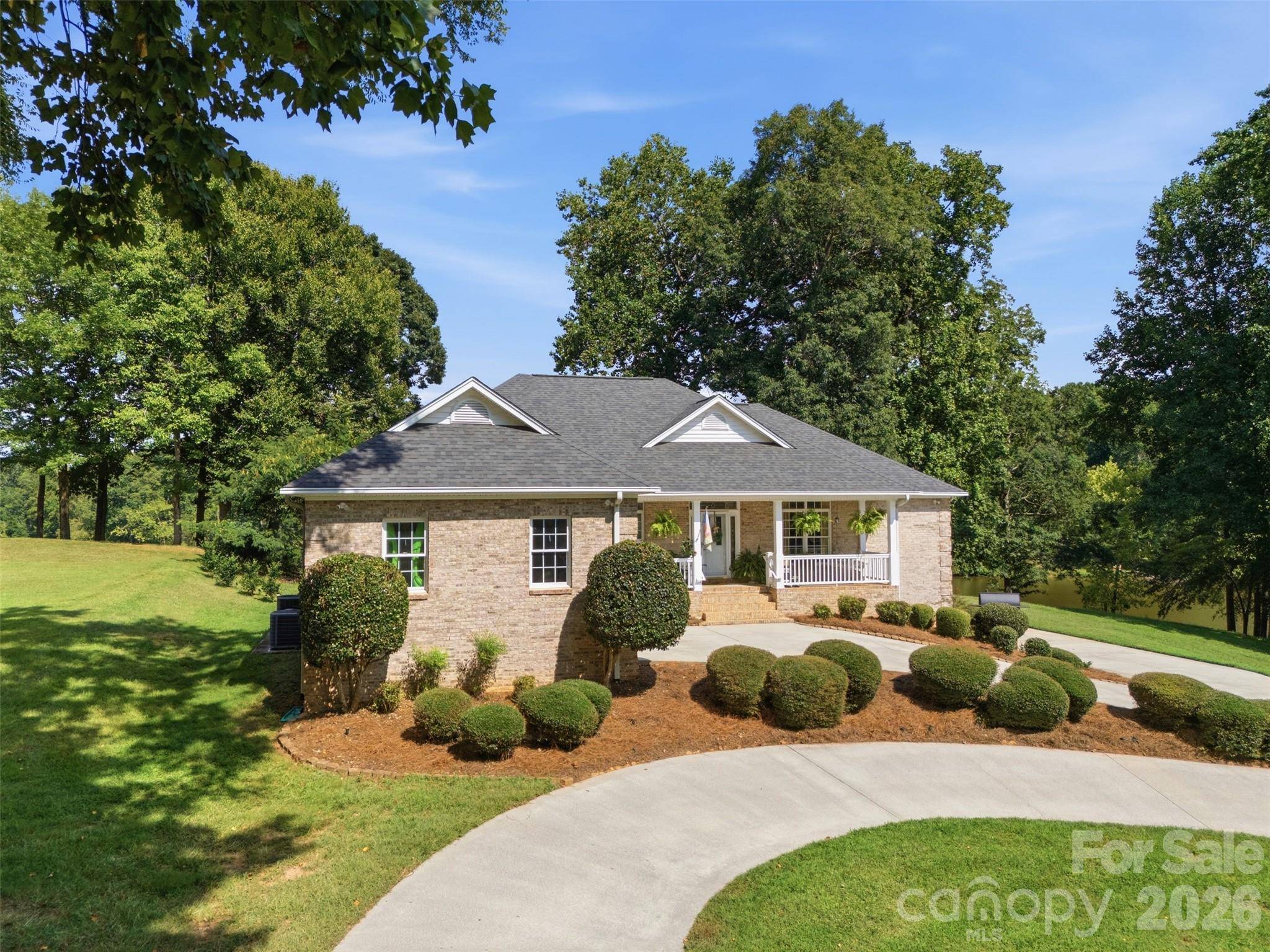 401 Armstrong DR, Belmont, NC 28012