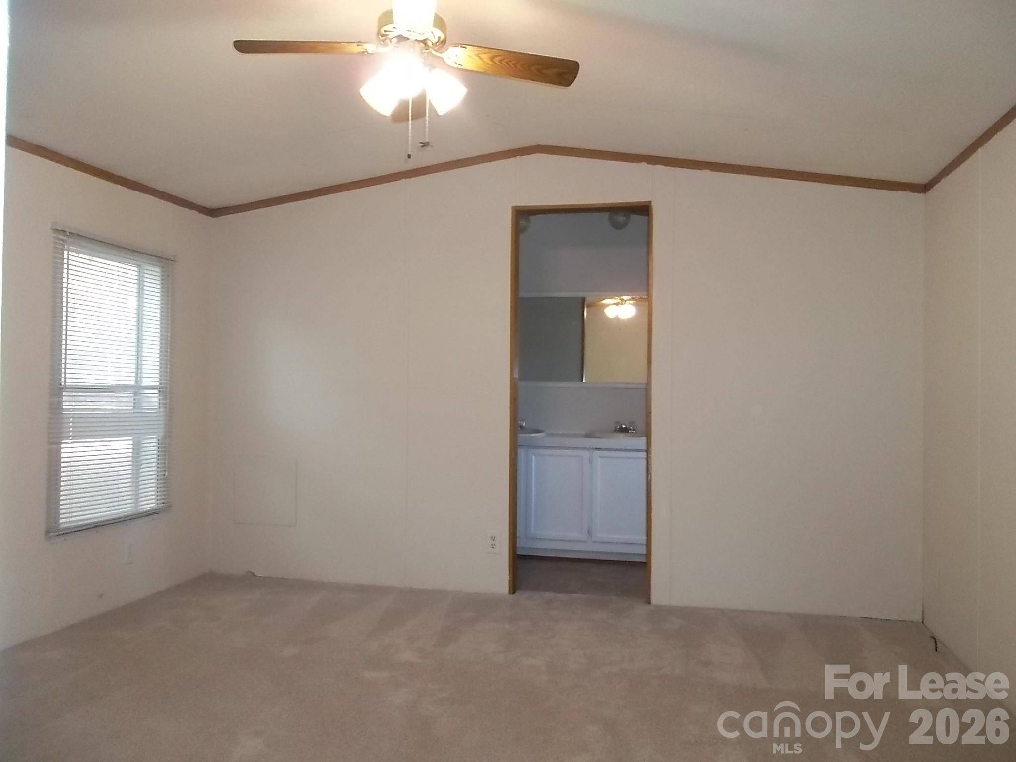 150 Thornwood LN, Stanley, NC 28164