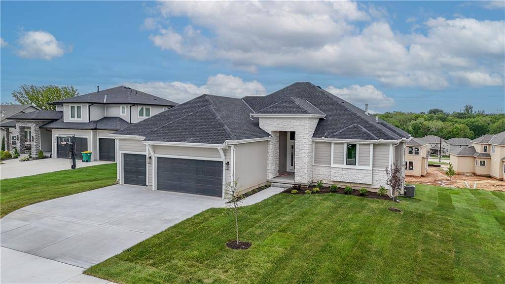 23819 W 59th TER, Shawnee, KS 66226