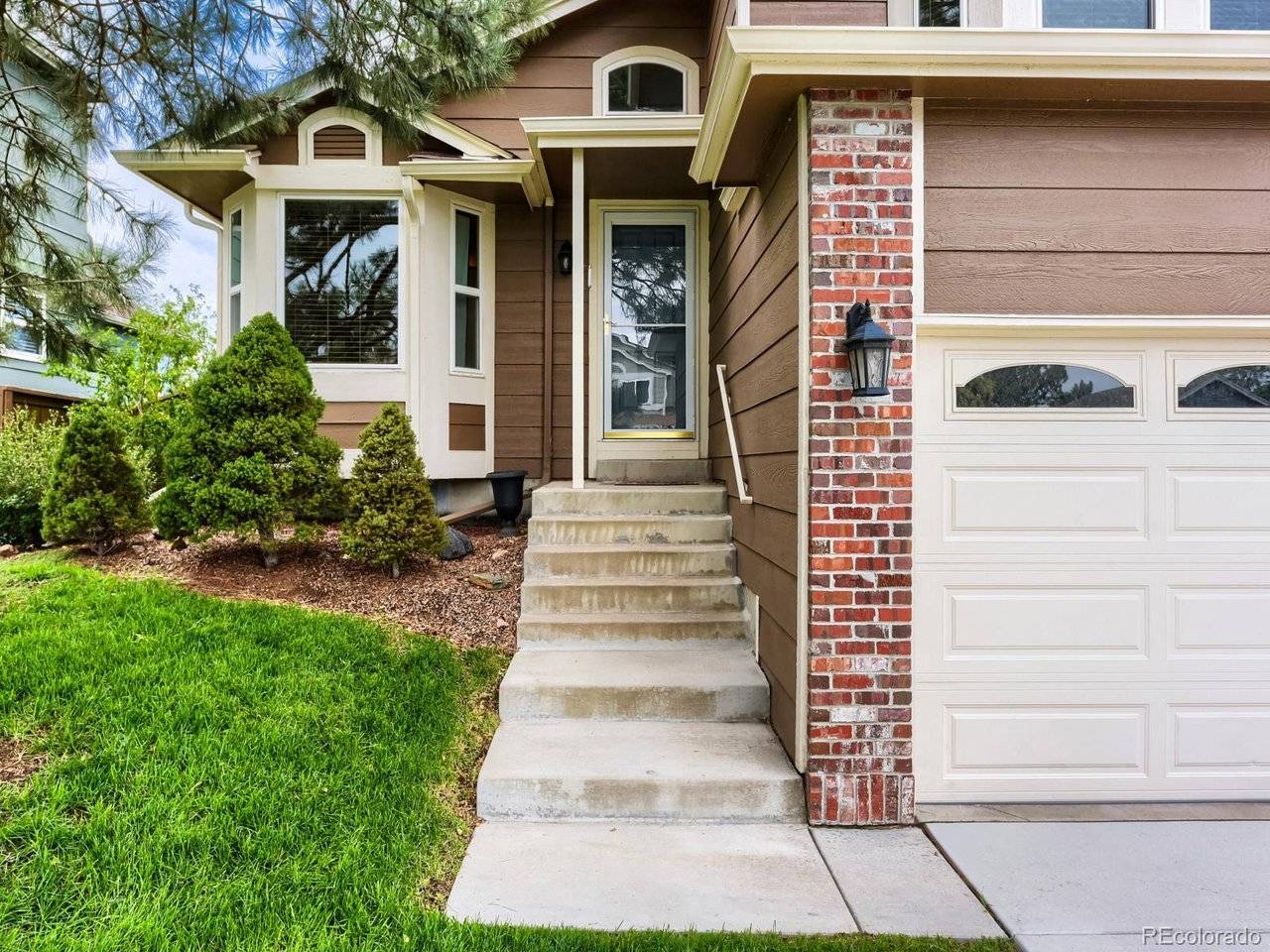 6348 Monterey, Highlands Ranch, CO 80130