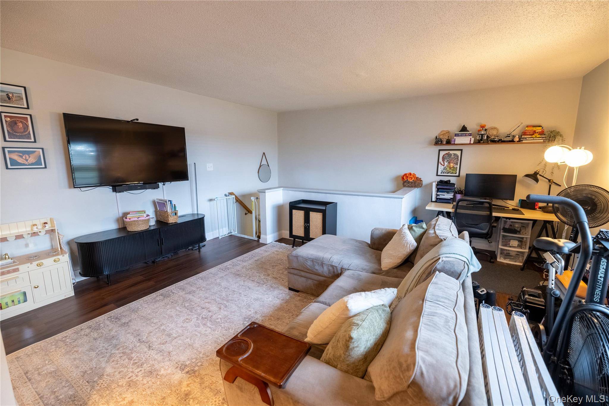 136-65 68th DR #B, Kew Garden Hills, NY 11367