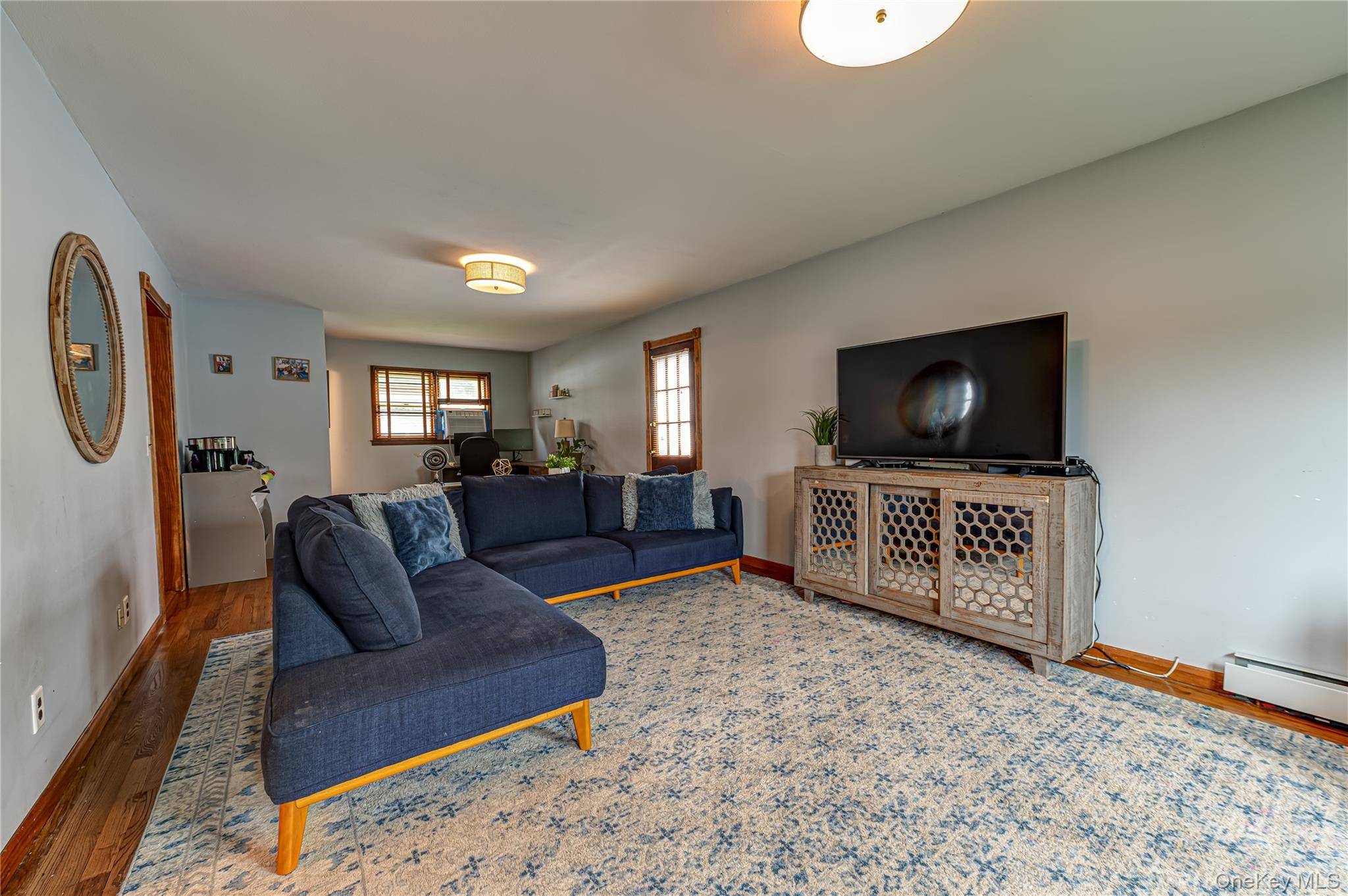 16 Regina DR, Sayville, NY 11782