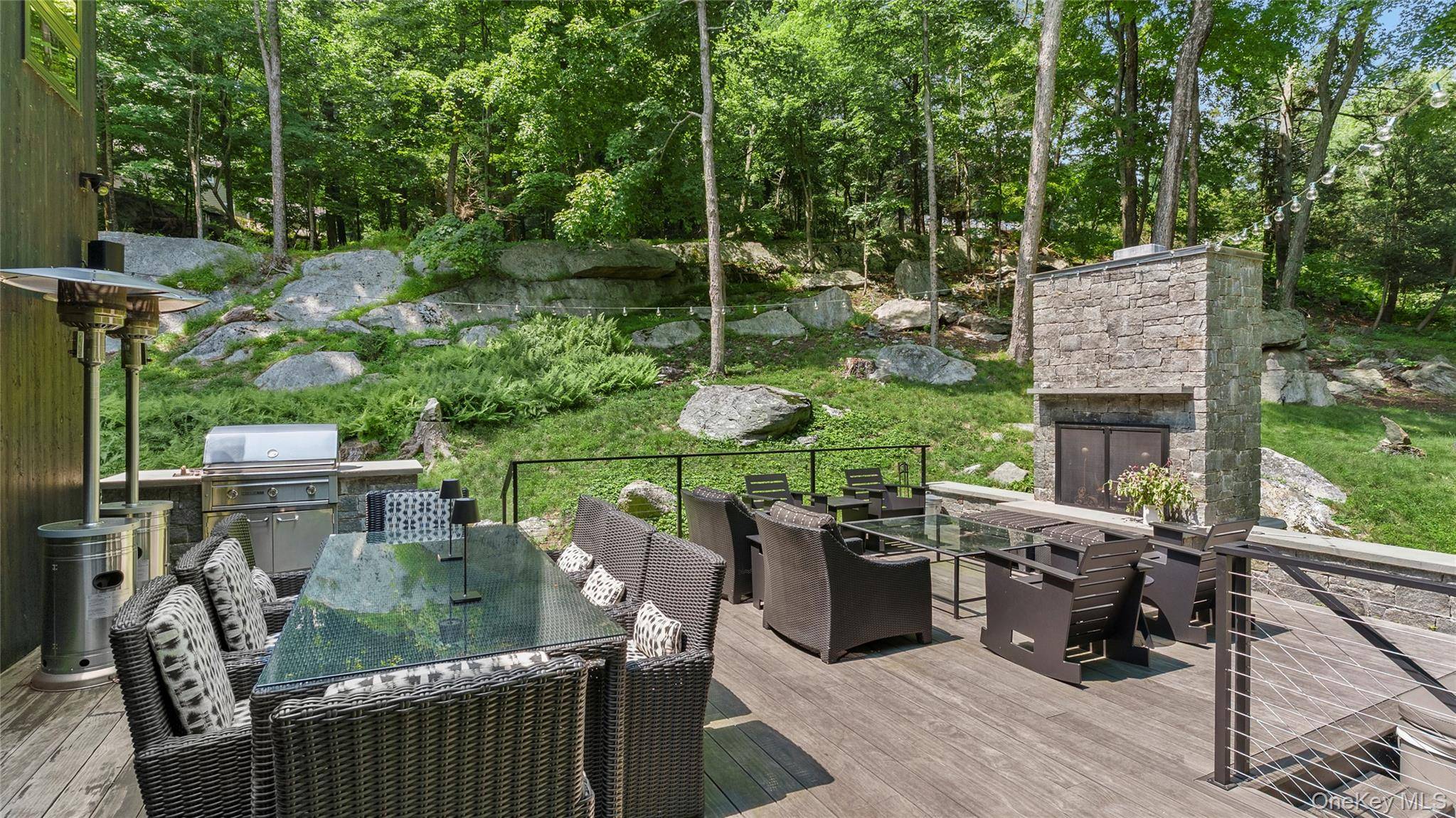 1114 Barrett CIR, Carmel, NY 10512
