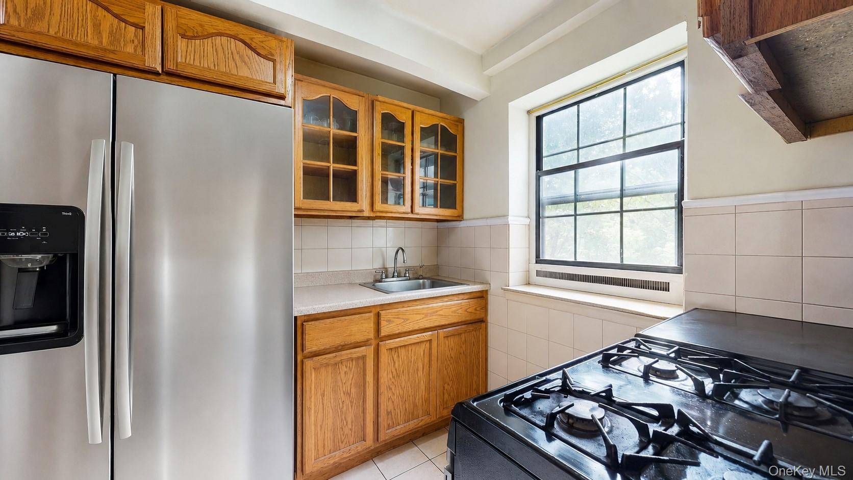 144-15 78th RD #2D, Kew Garden Hills, NY 11367