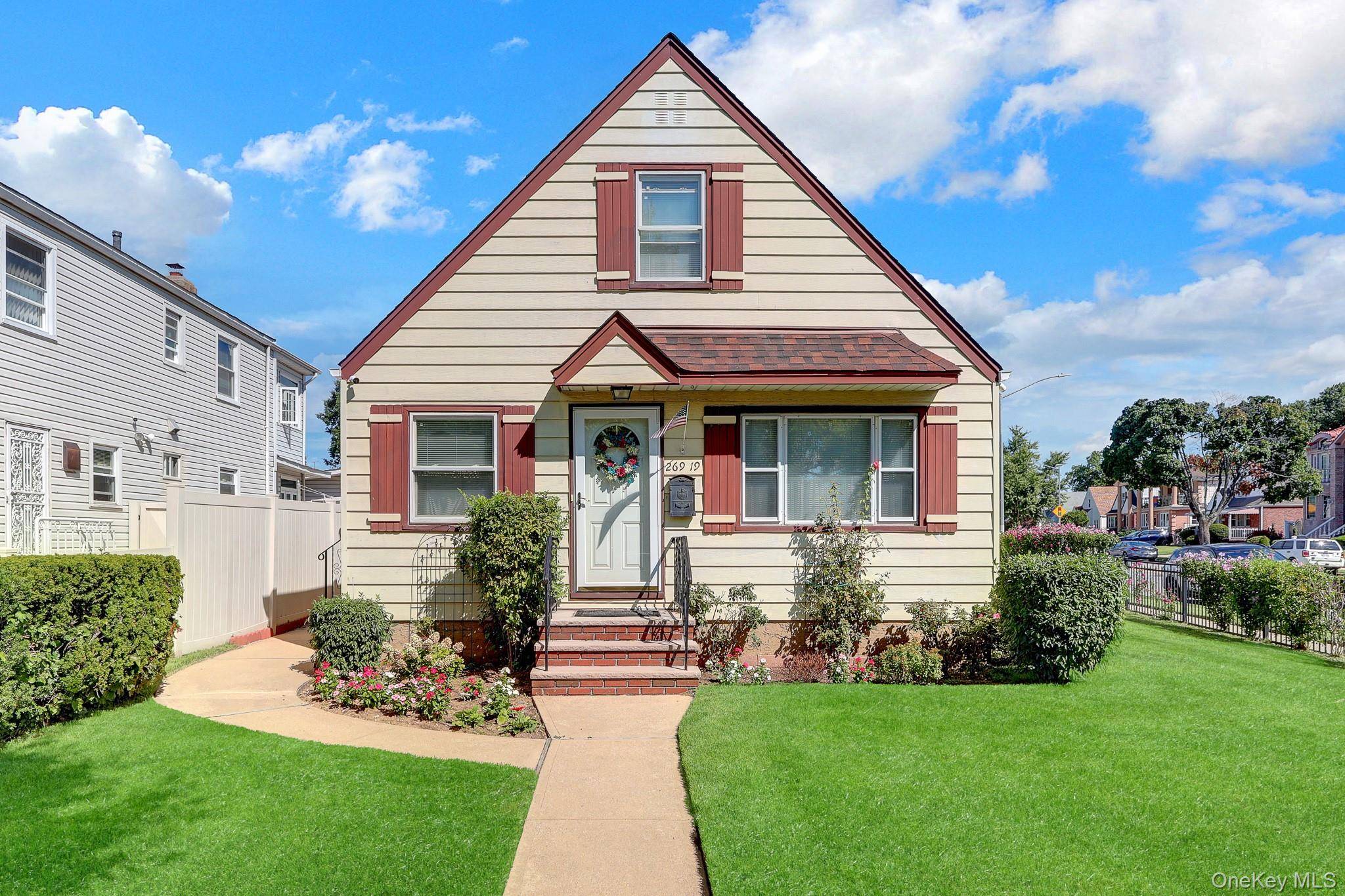 26919 81st AVE, New Hyde Park, NY 11040