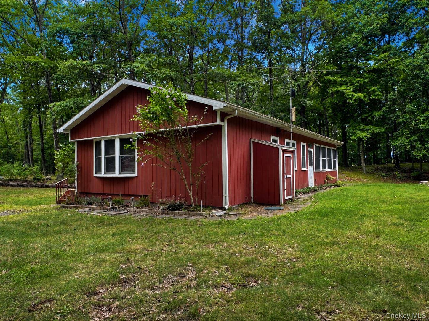61 Sullivan Mountain RD, Catskill, NY 12414