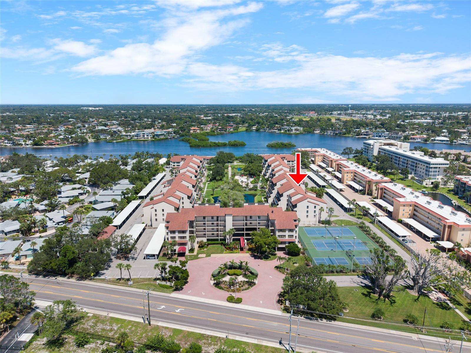 6265 MIDNIGHT PASS RD #102, Sarasota, FL 34242