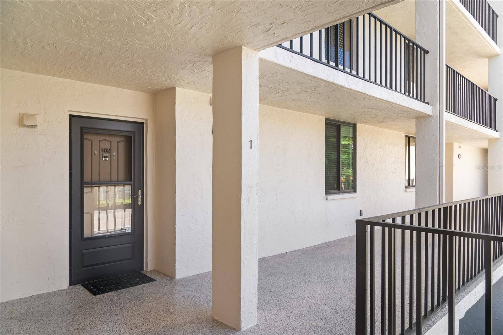 6265 MIDNIGHT PASS RD #102, Sarasota, FL 34242