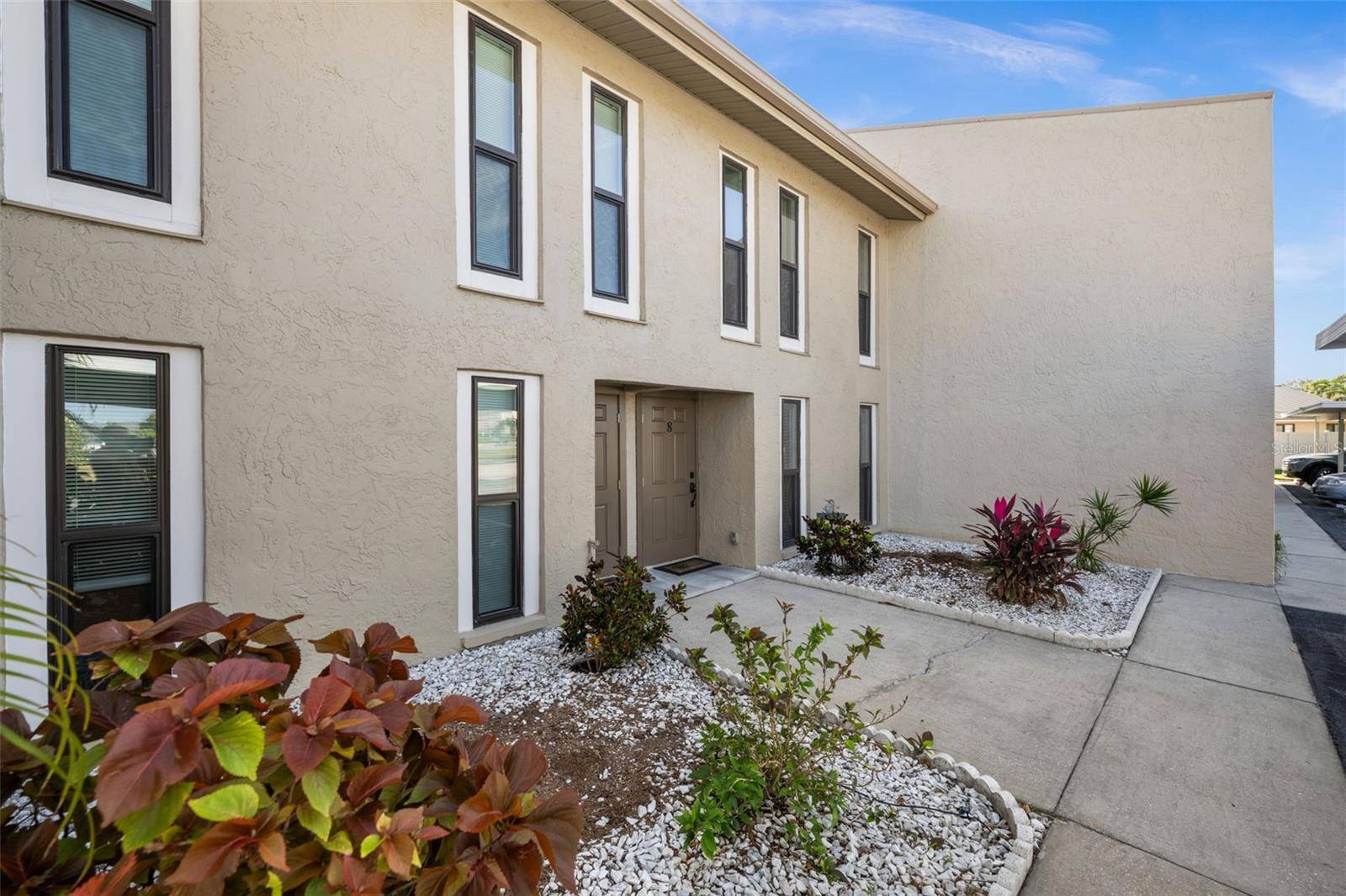 4803 SW SANTA BARBARA CT #8, Cape Coral, FL 33914