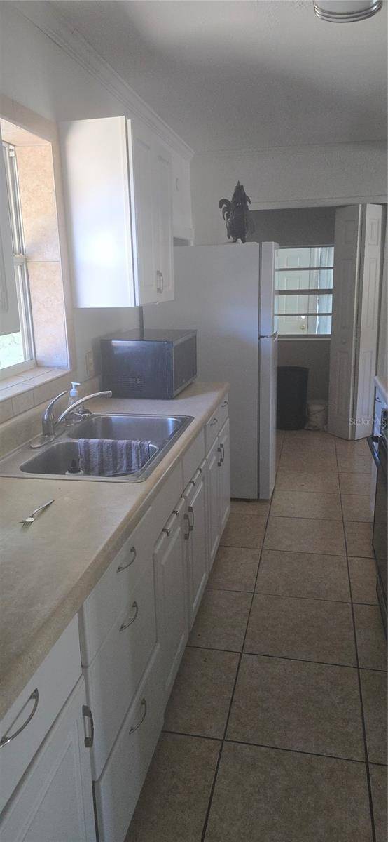 1 DELARM AVE, Frostproof, FL 33843