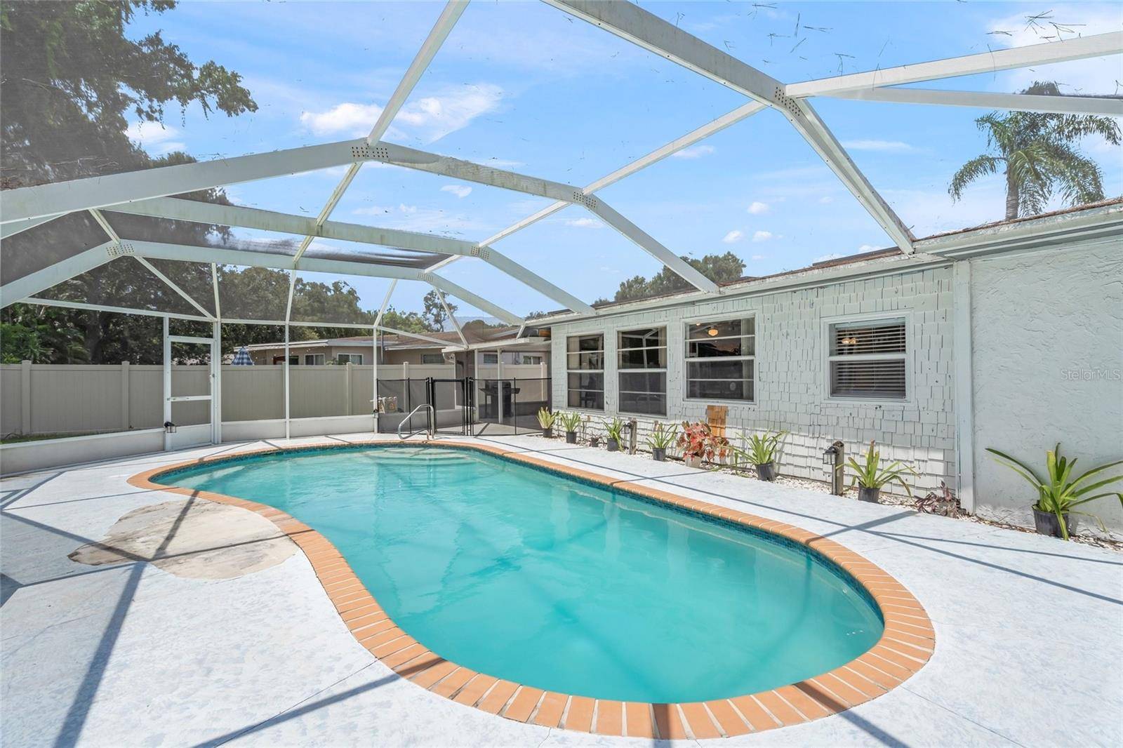 4018 DYER LN, Sarasota, FL 34232