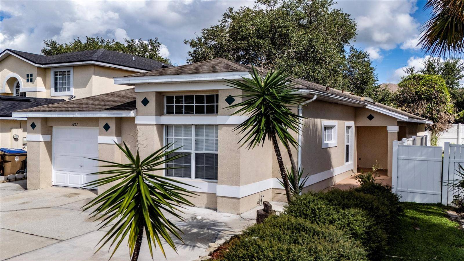 3267 BREWSTER DR, Kissimmee, FL 34743
