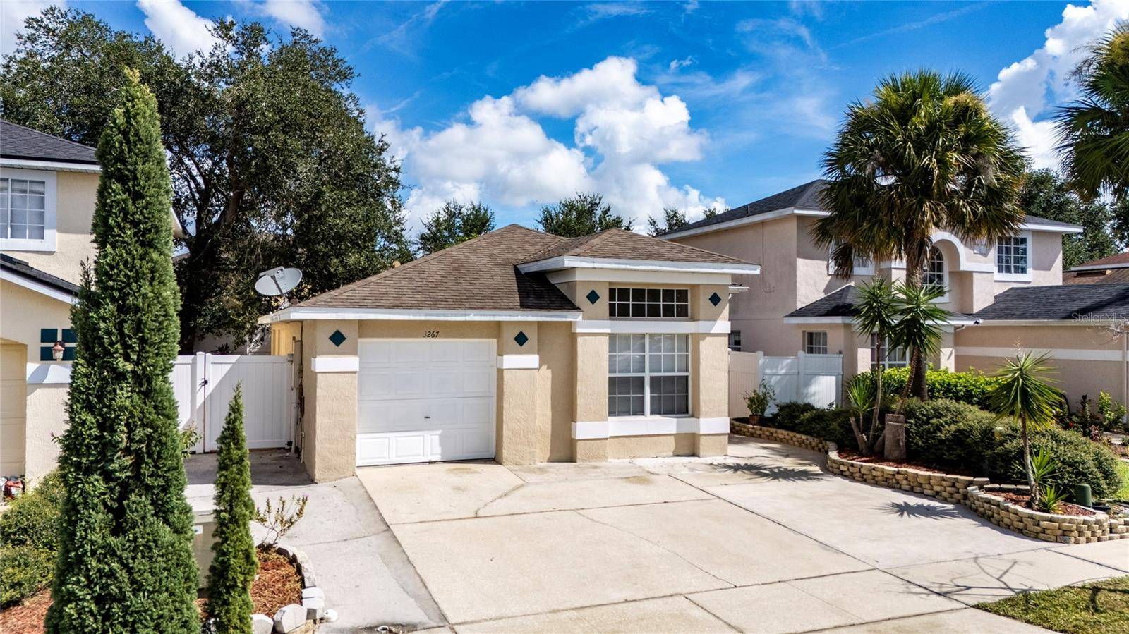 3267 BREWSTER DR, Kissimmee, FL 34743