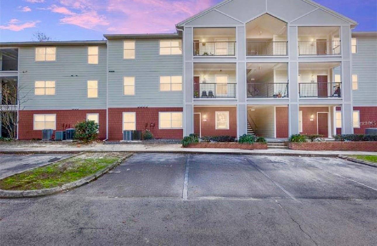 2360 SW ARCHER RD #915, Gainesville, FL 32608