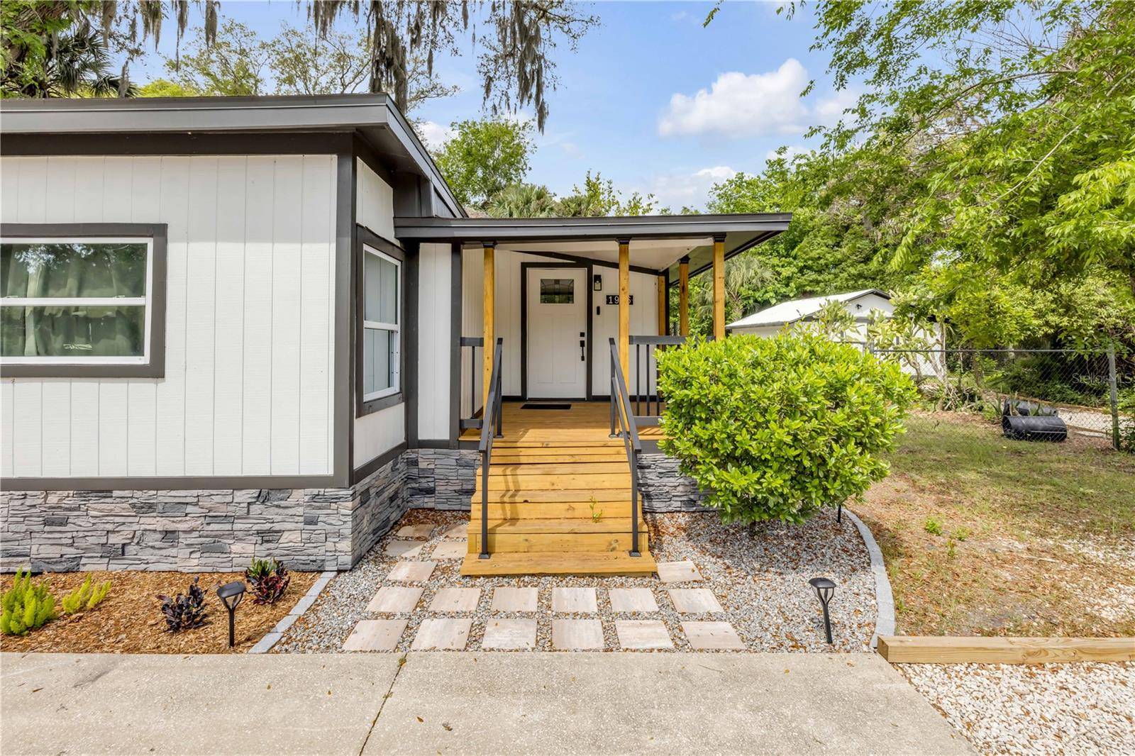 1956 PIONEER TRL, New Smyrna Beach, FL 32168