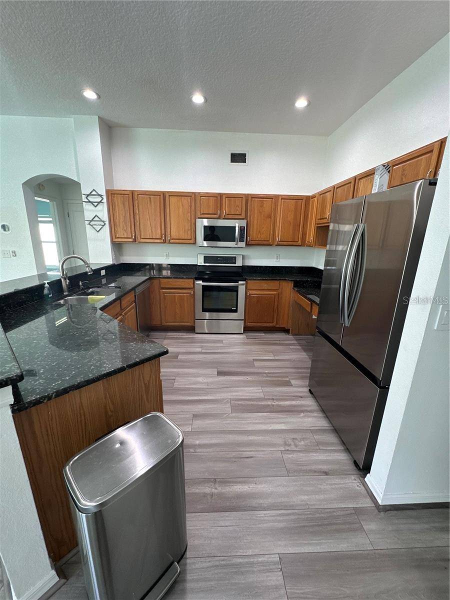 12814 BIG SUR DR, Tampa, FL 33625