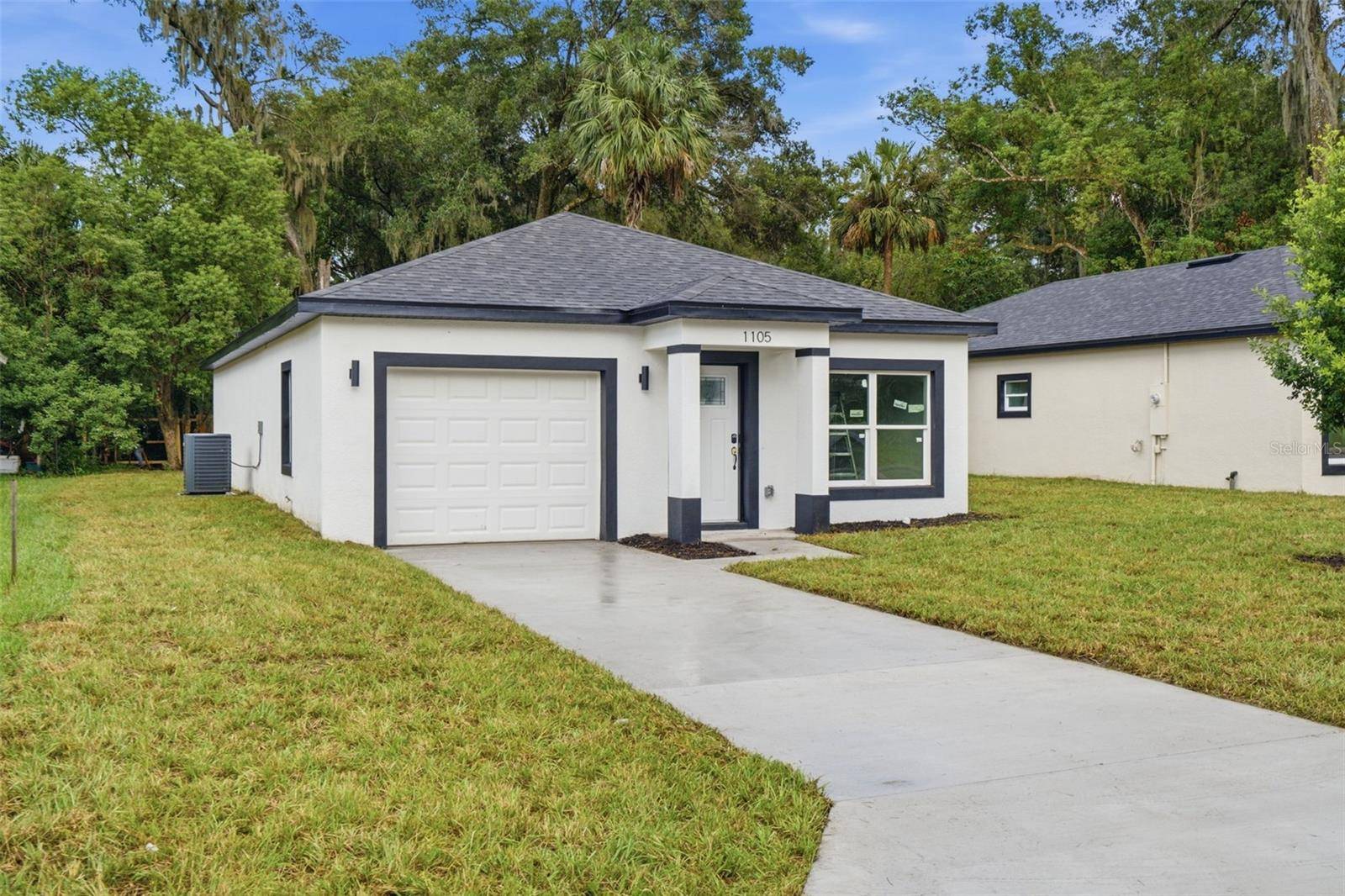 1105 S ADELLE AVE, Deland, FL 32720