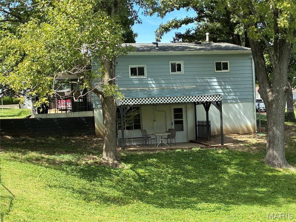 216 Solley DR, Ballwin, MO 63021