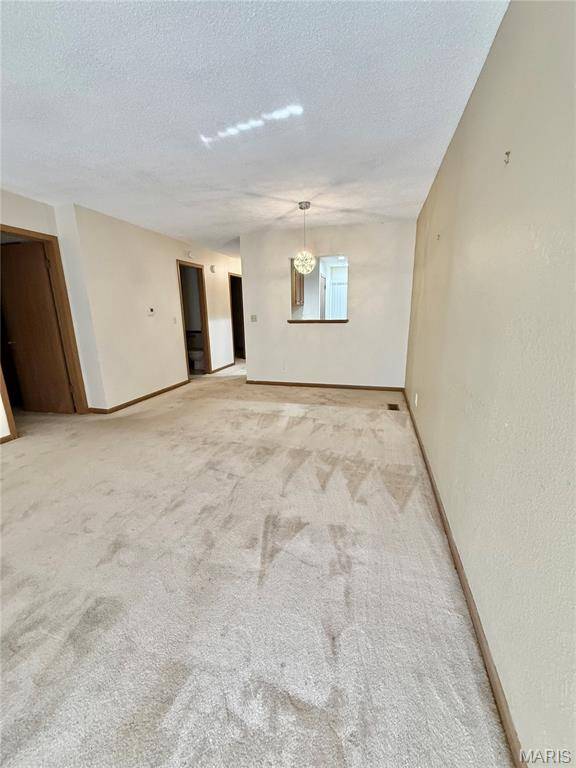 102 HILLSIDE LN, Belleville, IL 62223