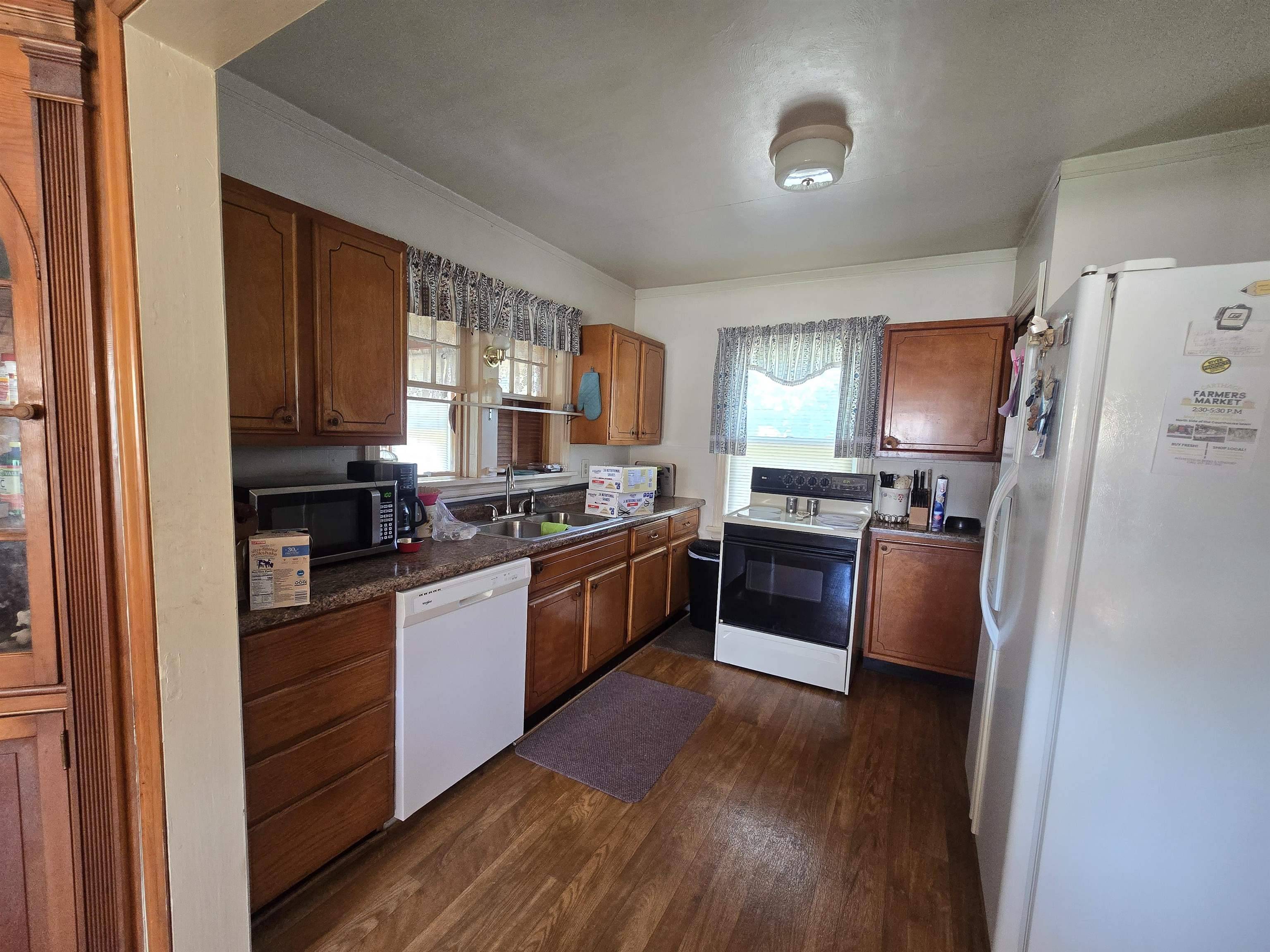 506 S Washington ST, Carthage, IL 62321