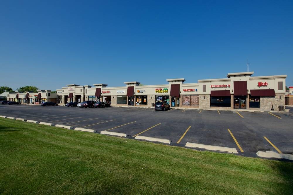 359 N Schmidt RD, Bolingbrook, IL 60440