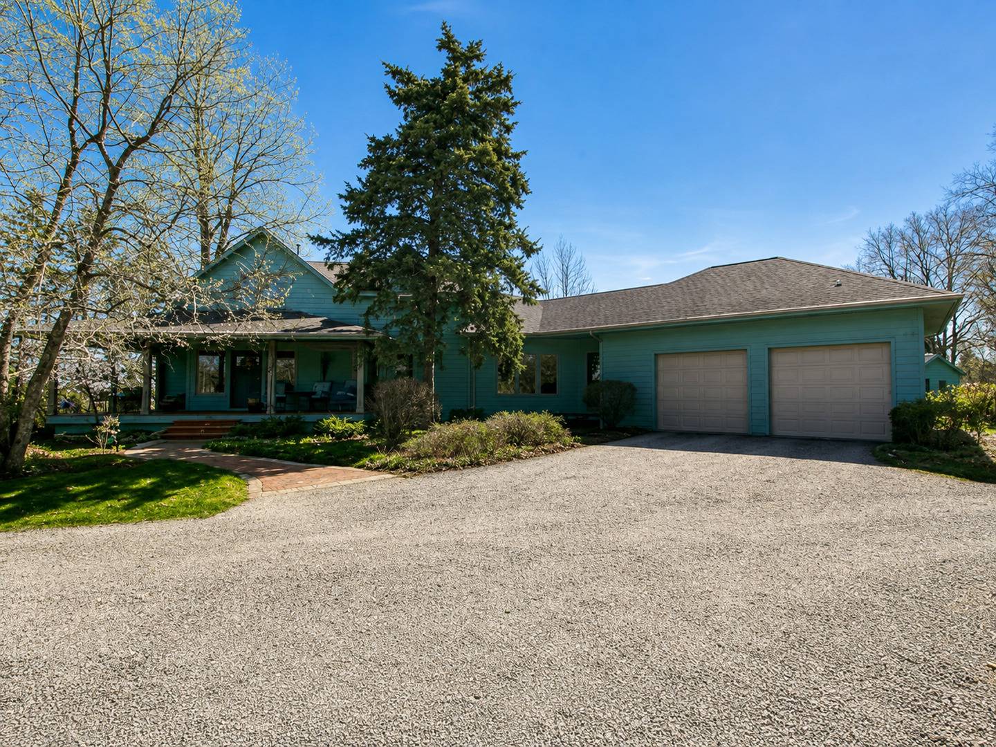 859 Old Kirk RD, Geneva, IL 60134