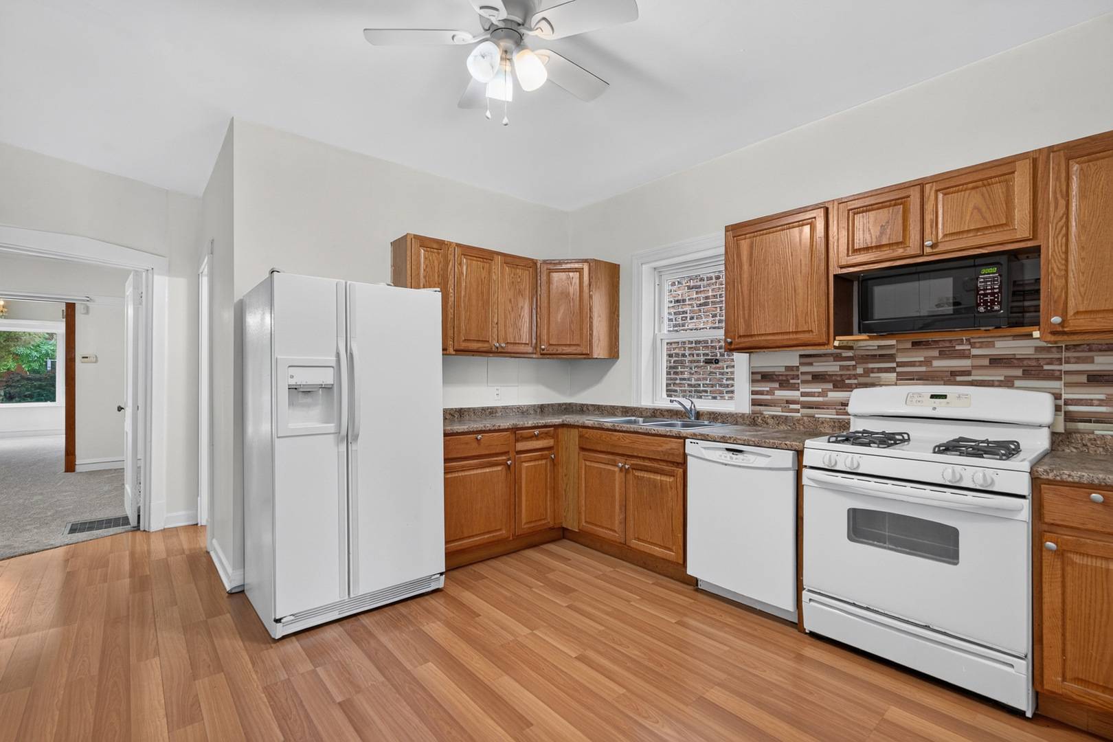 3445 N Monticello AVE, Chicago, IL 60618