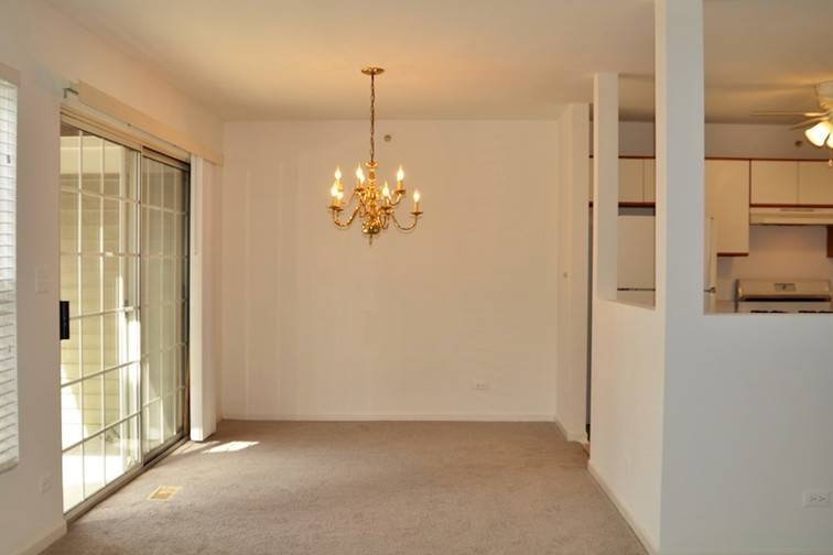 5S530 Paxton DR #A, Naperville, IL 60563