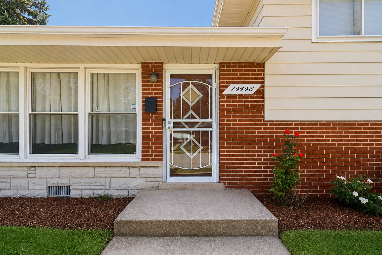 14448 Van Buren ST, Dolton, IL 60419