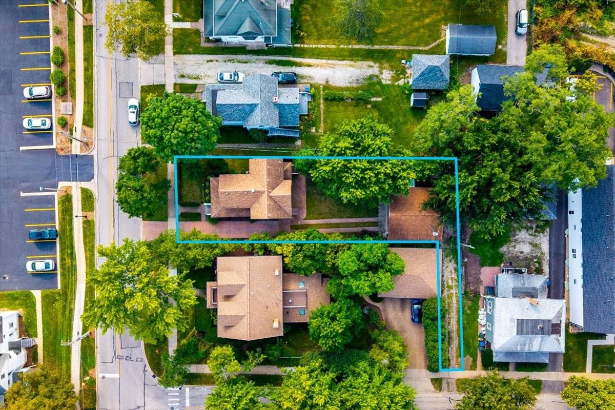 321 North AVE, Naperville, IL 60540