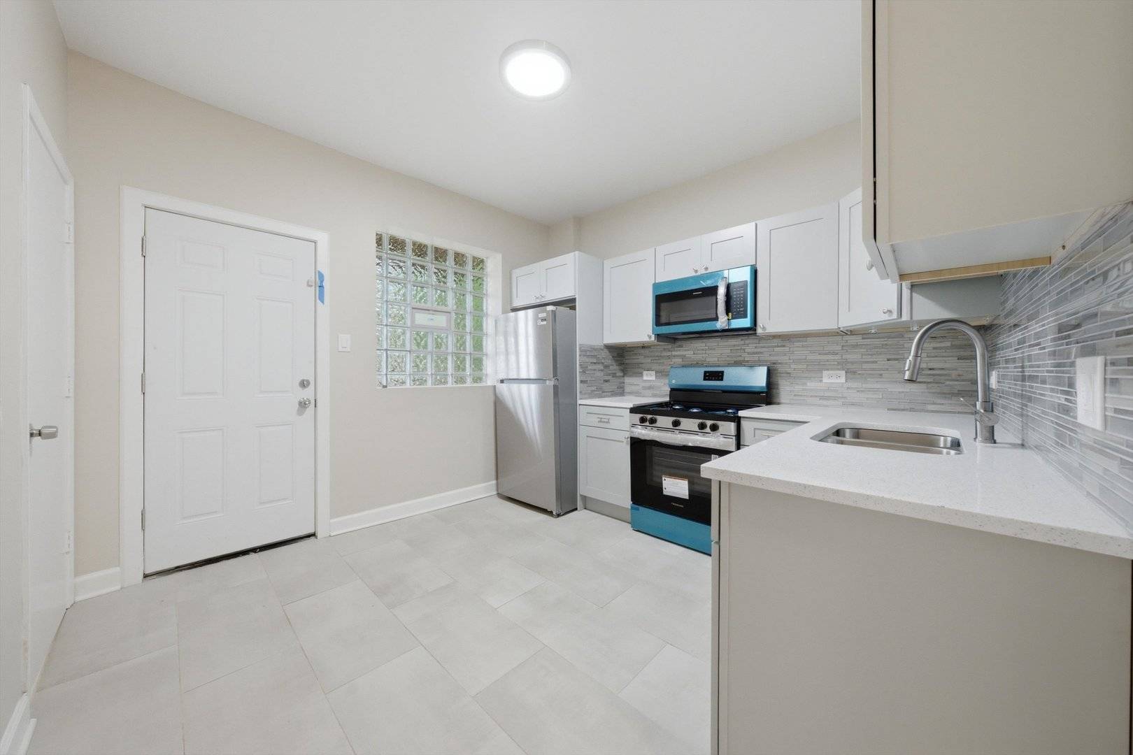 7131 S Normal BLVD, Chicago, IL 60621