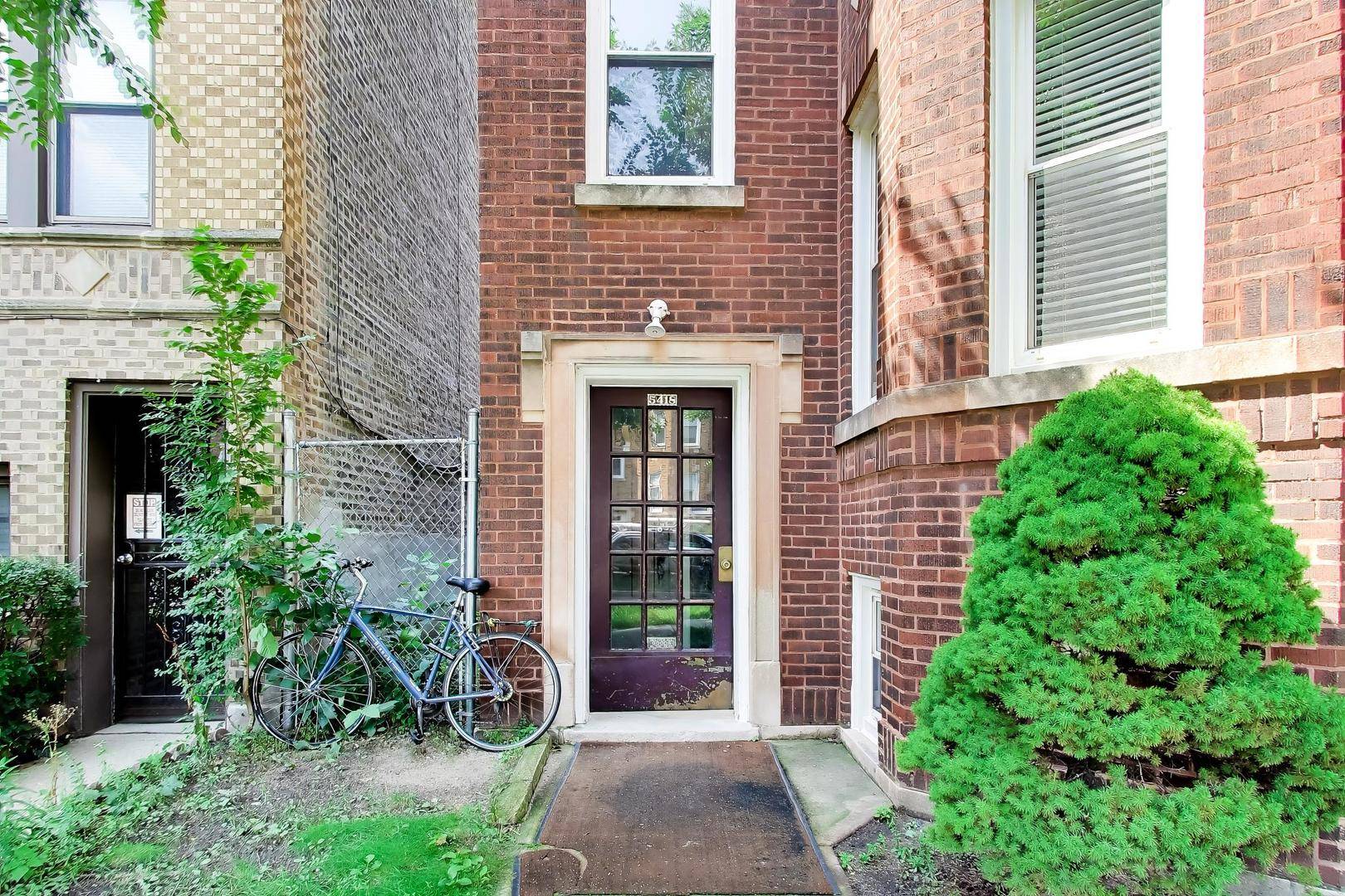 5418 N Artesian AVE #1, Chicago, IL 60625