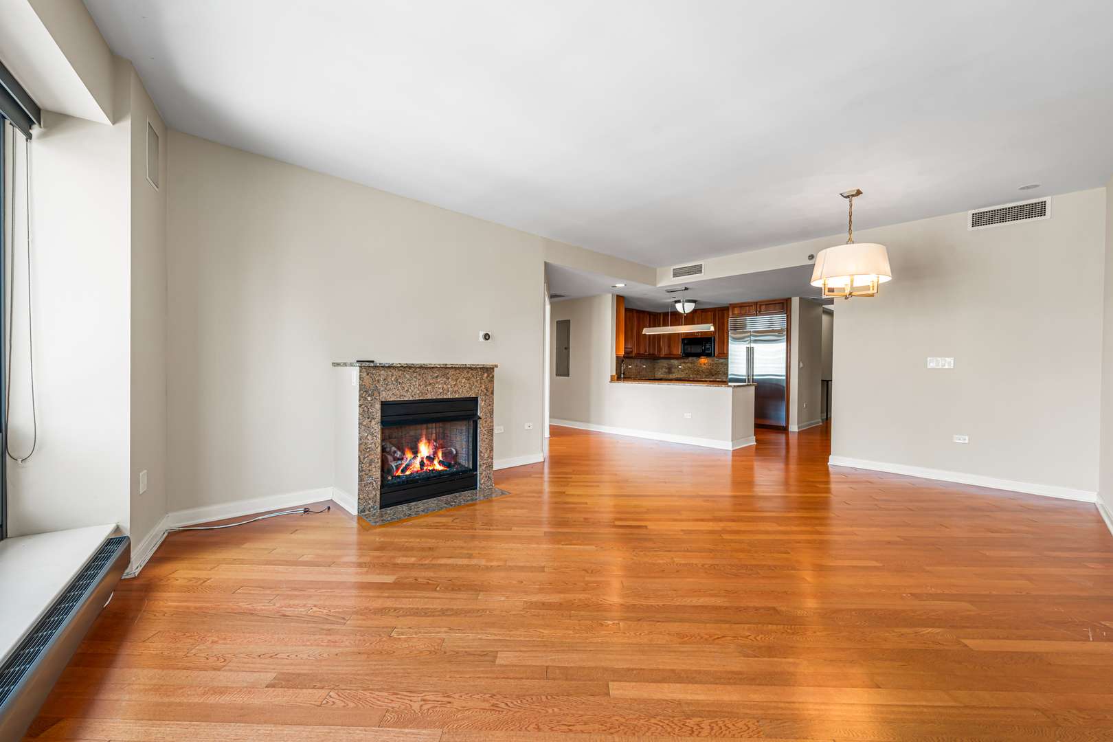 130 N Garland CT #3102, Chicago, IL 60602
