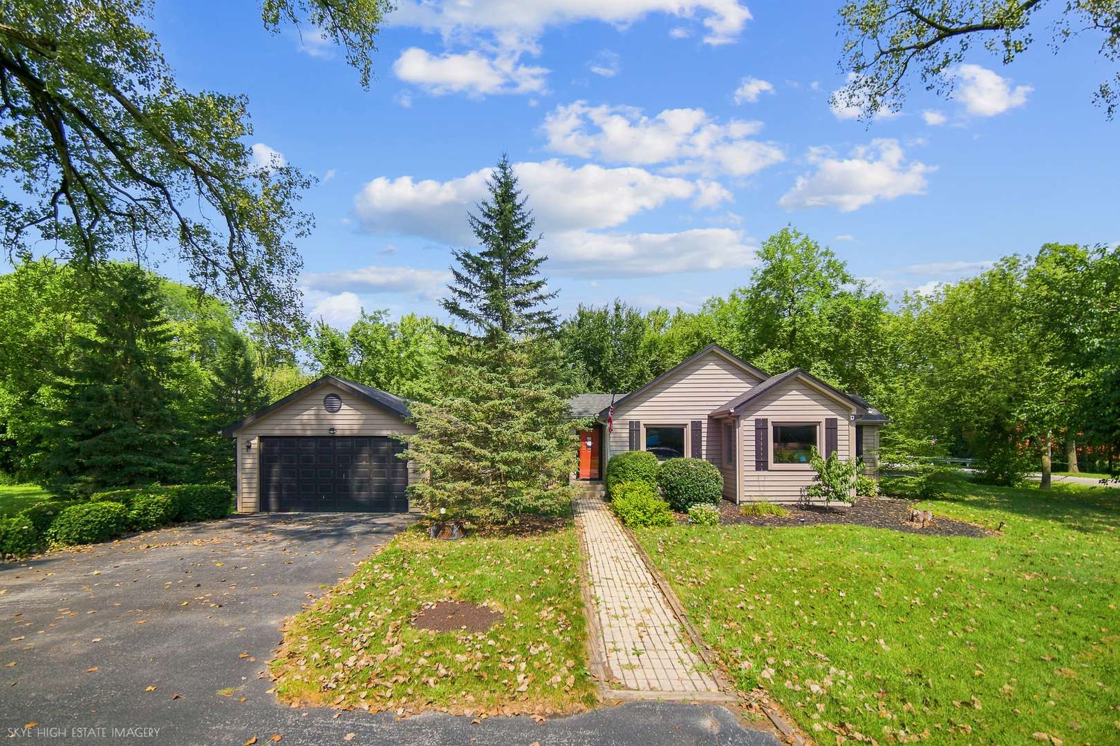 6900 W 125th ST, Palos Heights, IL 60463