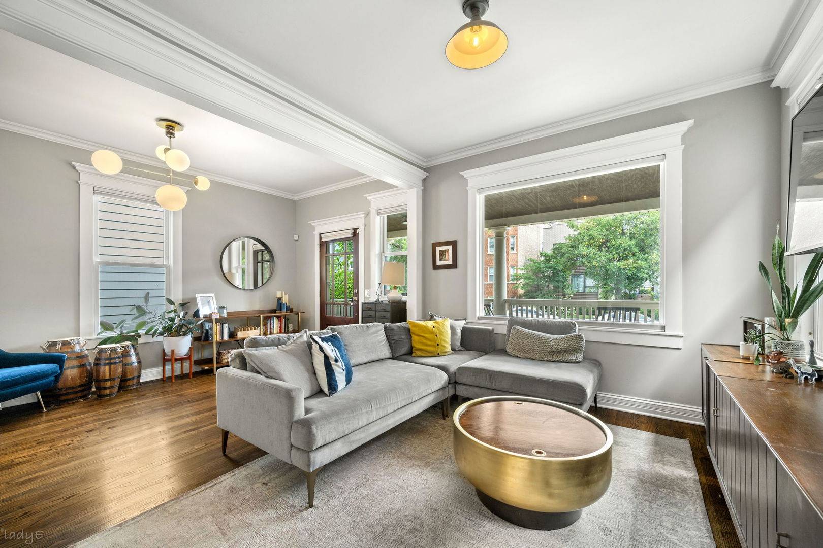 4028 N Central Park AVE, Chicago, IL 60618