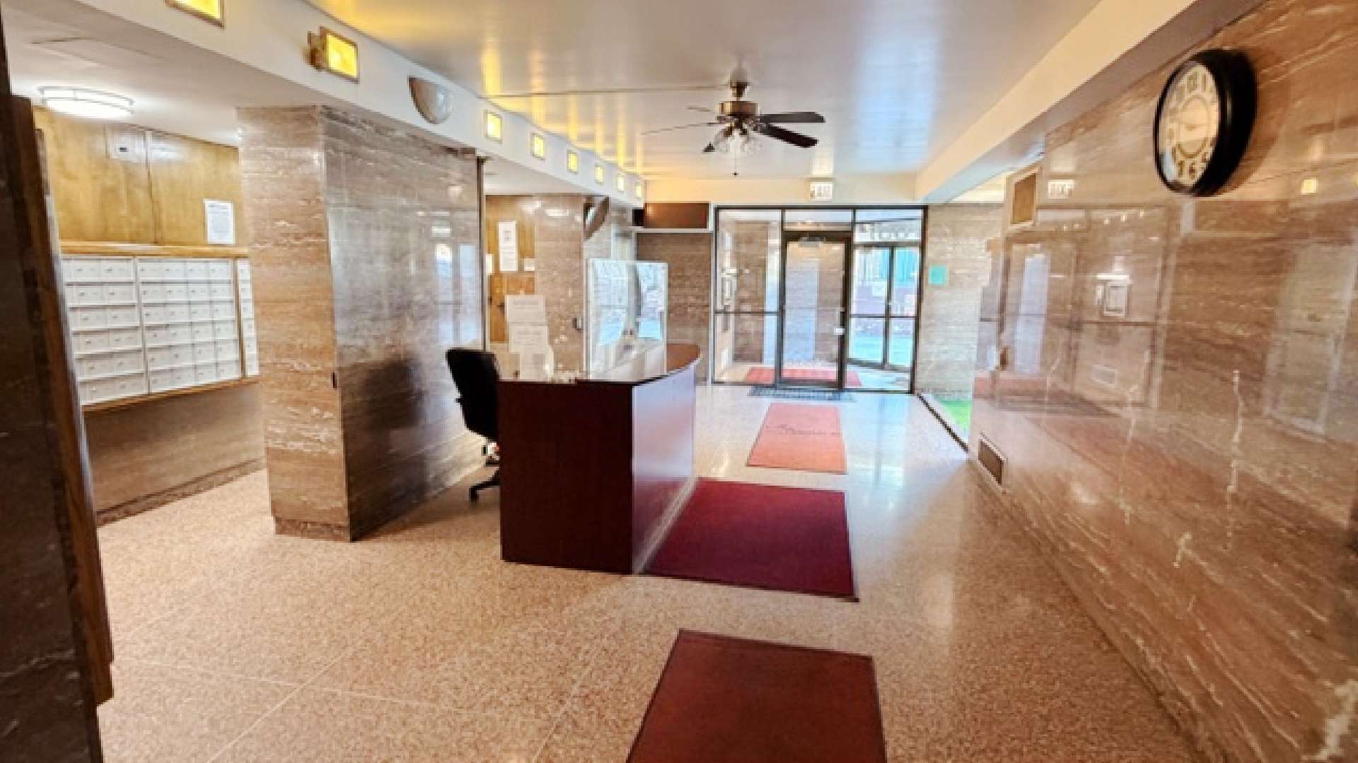 7337 S South Shore DR #229, Chicago, IL 60649
