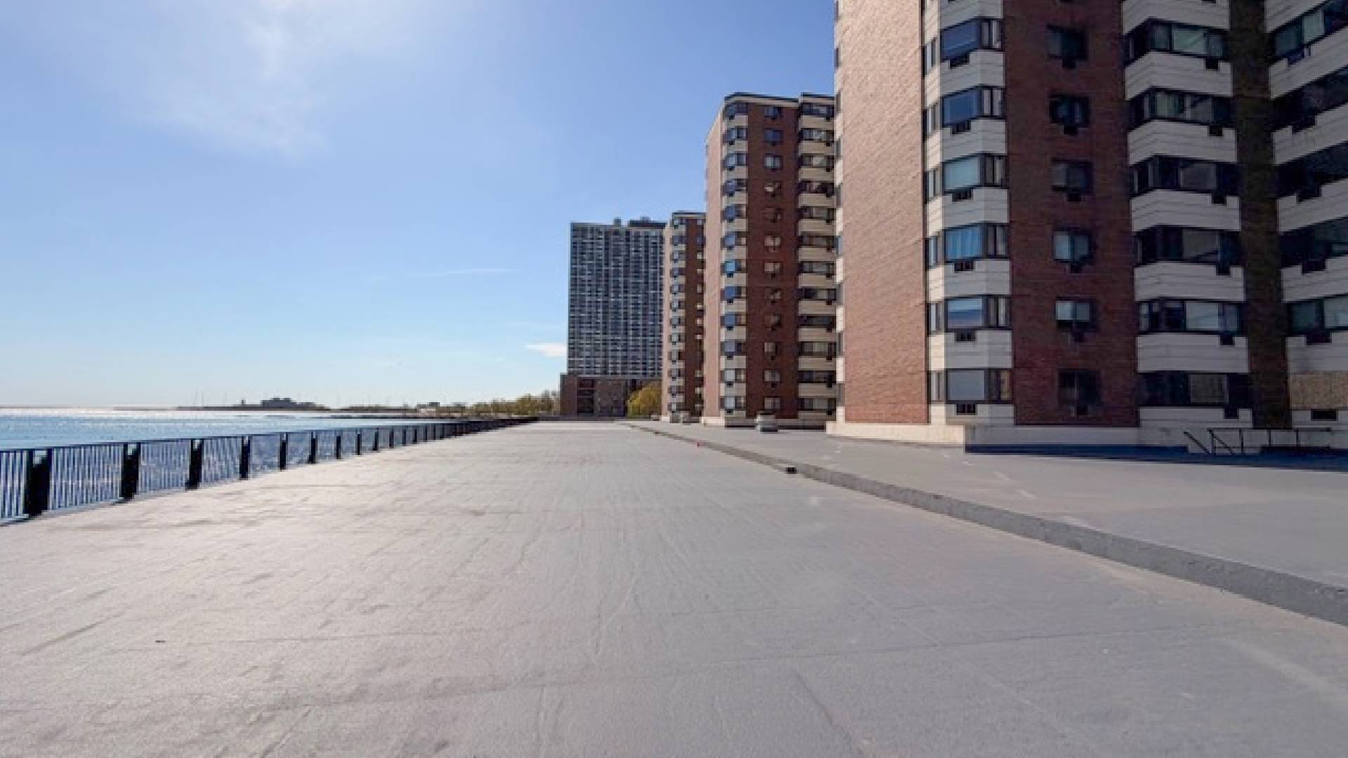 7337 S South Shore DR #229, Chicago, IL 60649