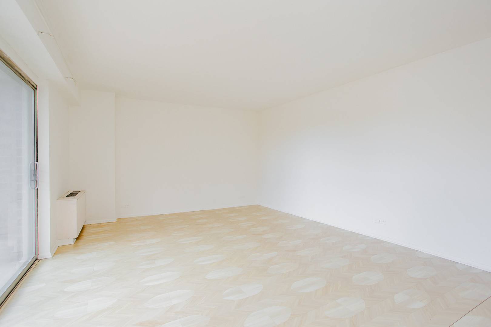 7033 N Kedzie AVE #303, Chicago, IL 60645
