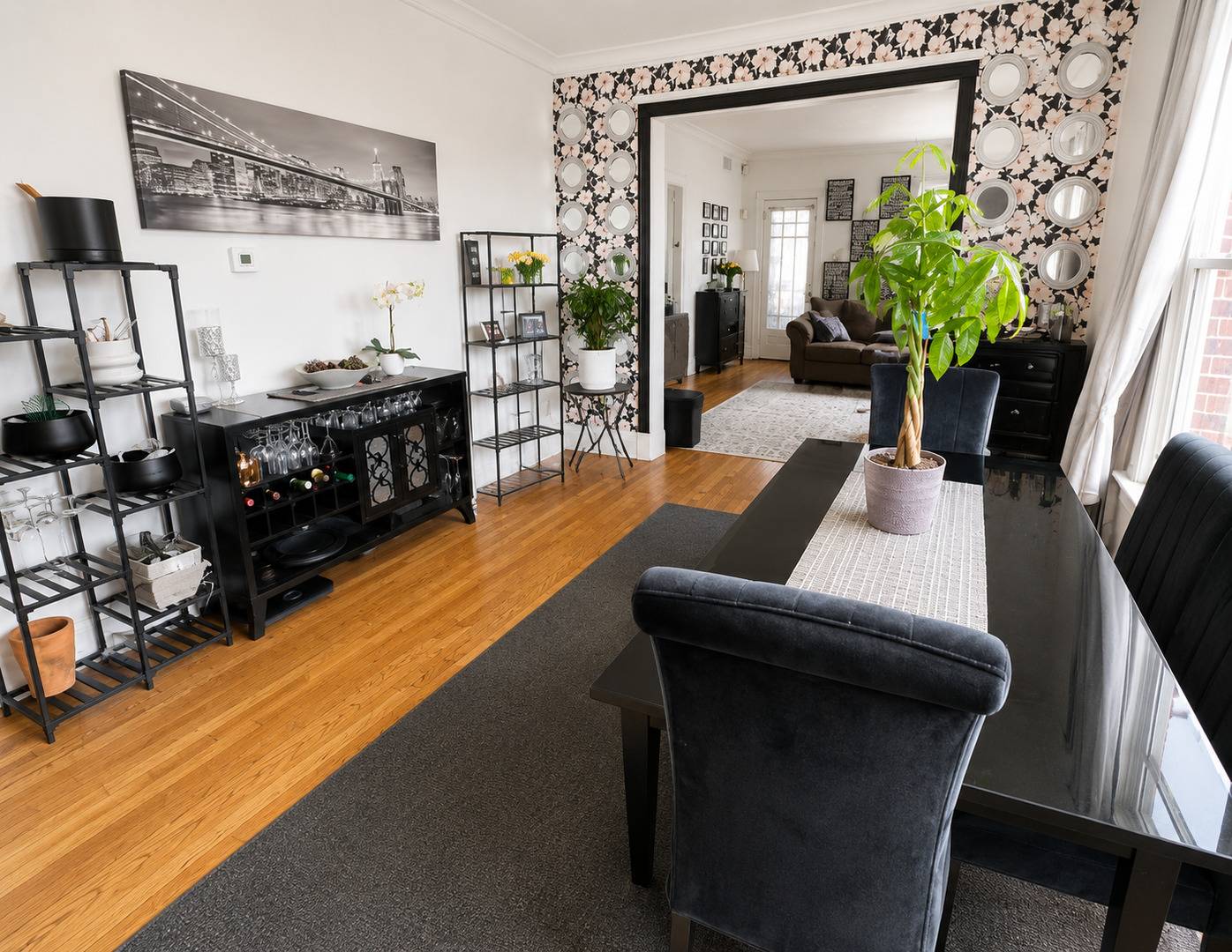 1726 W Carmen AVE #3F, Chicago, IL 60640