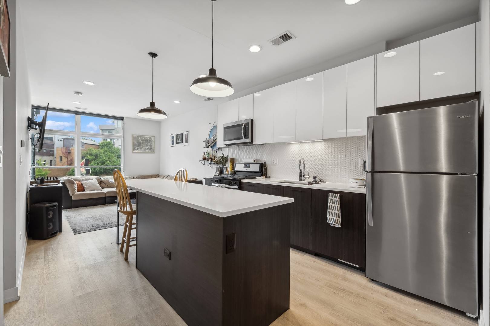 713 N Milwaukee AVE #601, Chicago, IL 60642